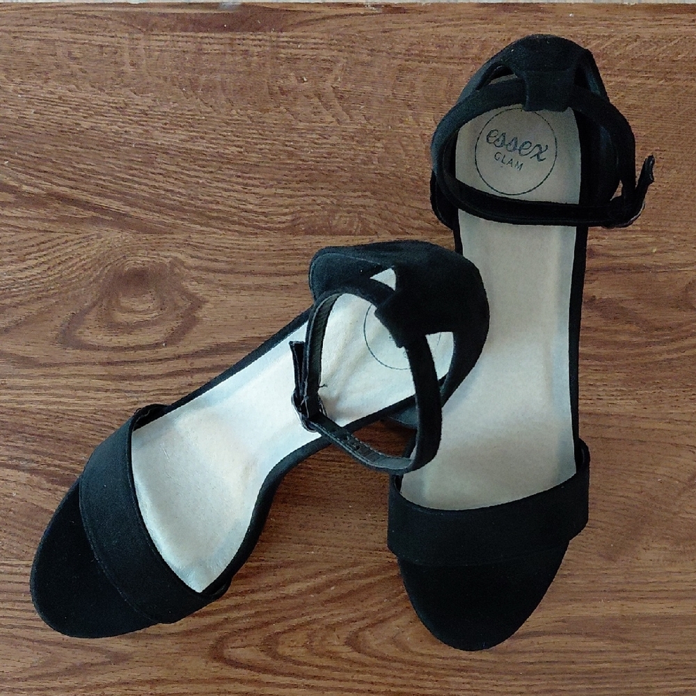 Essex Glam Black Heels